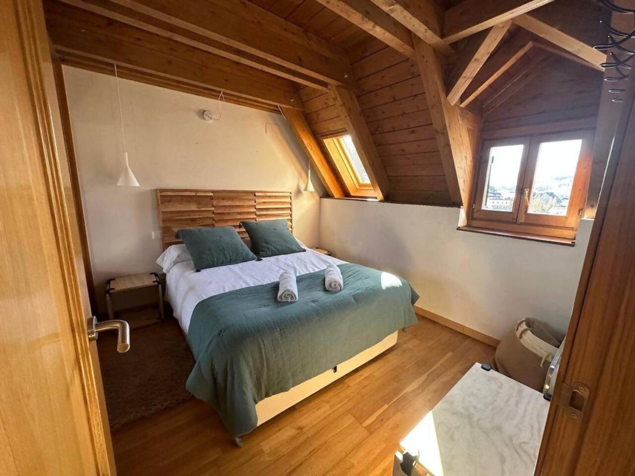 Caleydos Duplex Diseno Garaje Wifi Daire Sallent de Gállego Dış mekan fotoğraf