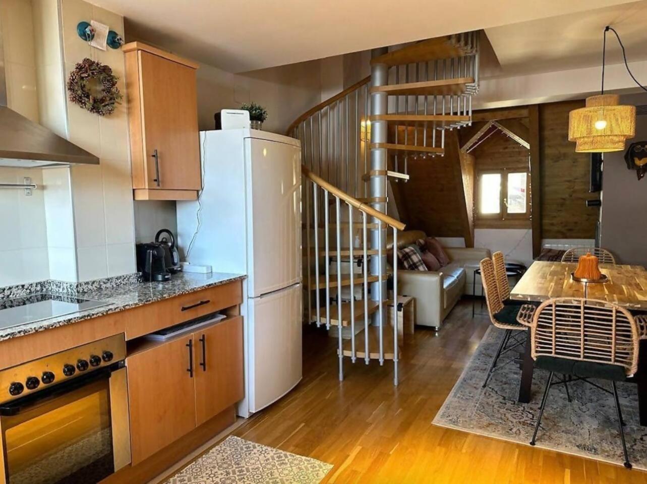 Caleydos Duplex Diseno Garaje Wifi Daire Sallent de Gállego Dış mekan fotoğraf
