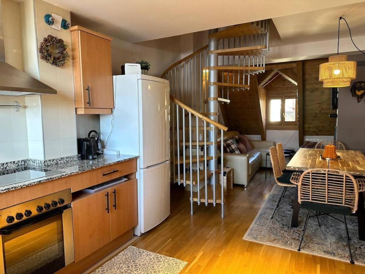 Caleydos Duplex Diseno Garaje Wifi Daire Sallent de Gállego Dış mekan fotoğraf