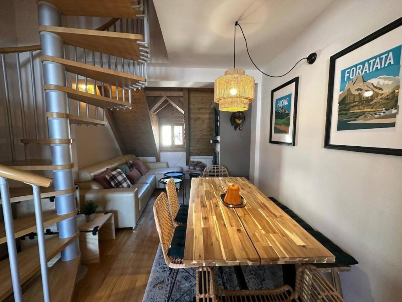 Caleydos Duplex Diseno Garaje Wifi Daire Sallent de Gállego Dış mekan fotoğraf